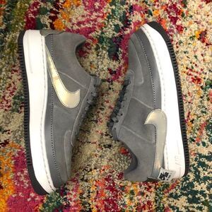 NEW Nike Air Force 1 Jester Low sz 11 Sh